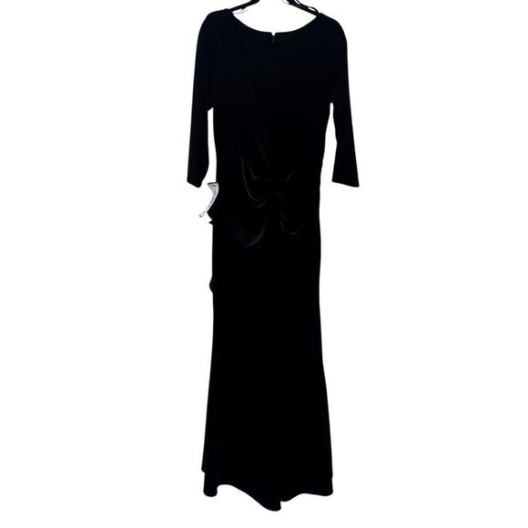 Xscape V-Neck Ruffle-Front Long-Sleeve Gown Dress Maroon Size 14 NWT - Picture 9 of 12